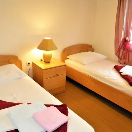 Apartment With A Parking Space Baska, Krk - 18876 Baska (Krk)